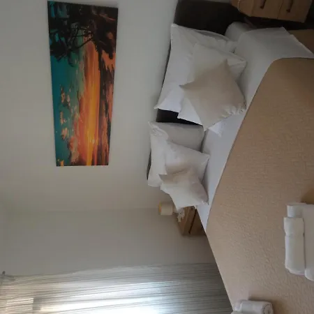 Frka Petesic Apartman *